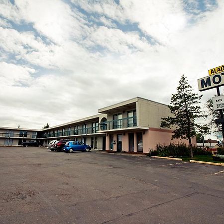Aladdin Motel Едмънтън Екстериор снимка